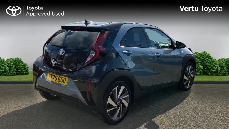 Toyota Aygo X 1.0 VVT-i Edge 5dr Petrol Hatchback